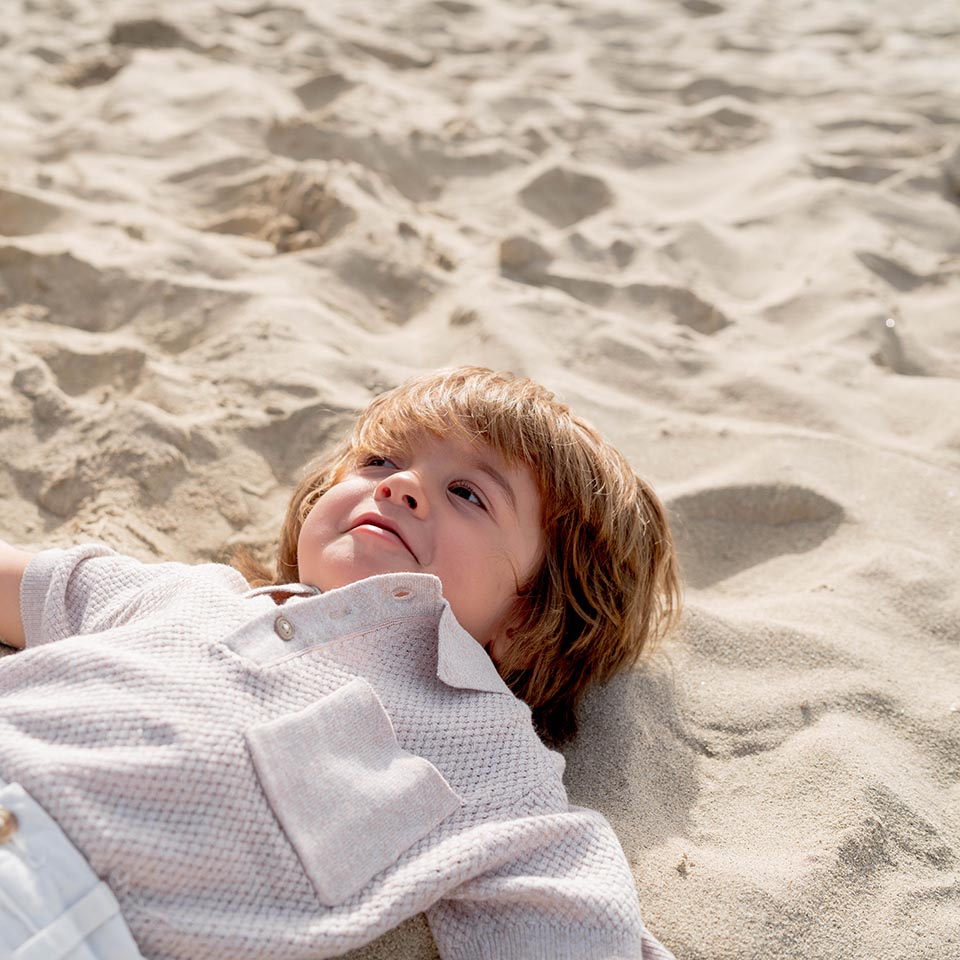 Sesiones familiares naturales y llenas de emoción en Formentera 