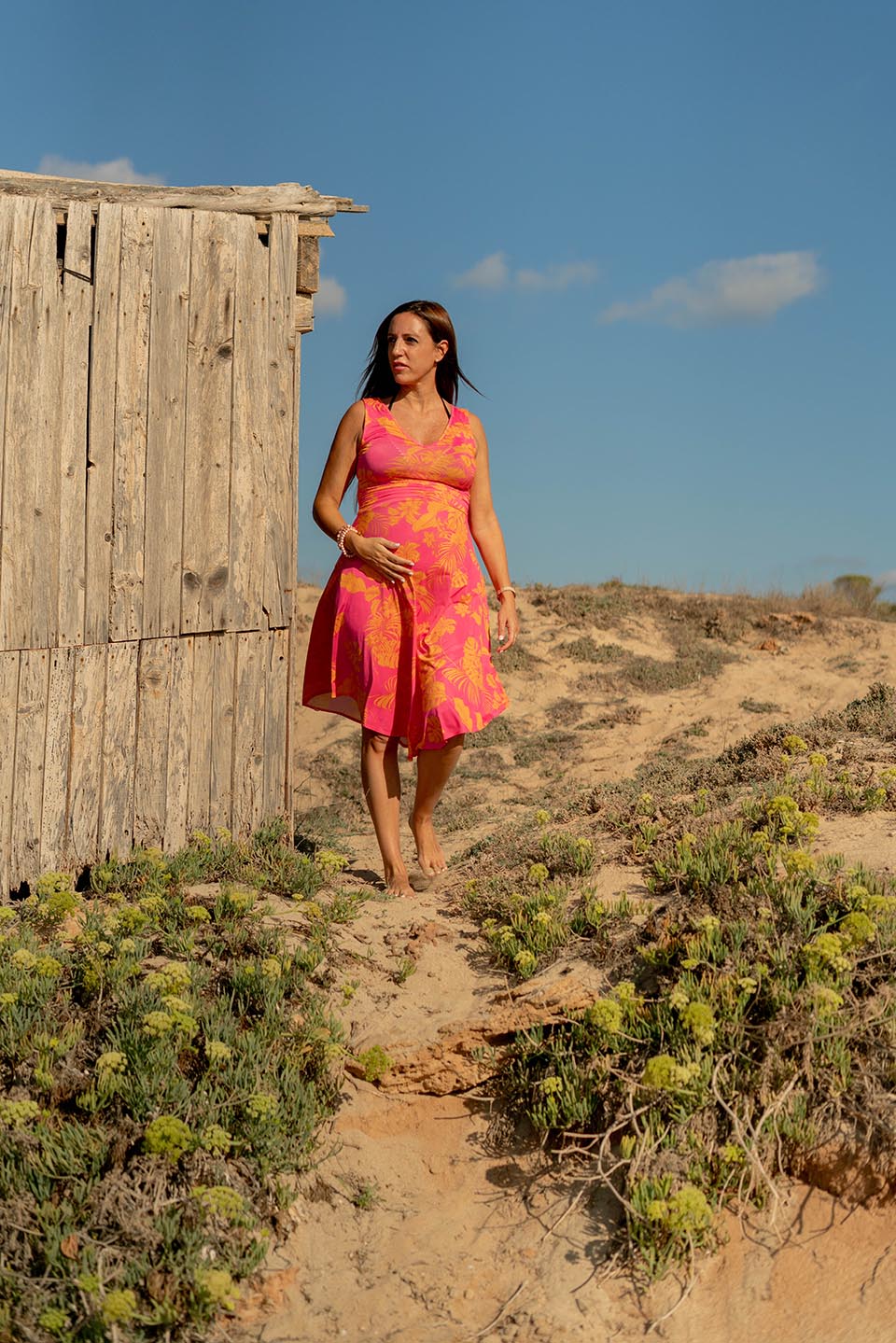 fotografía de embarazo en la playa de Formentera